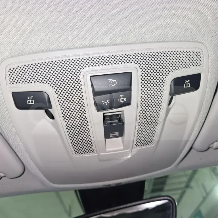 Mercedes-Benz GLA X156  2015