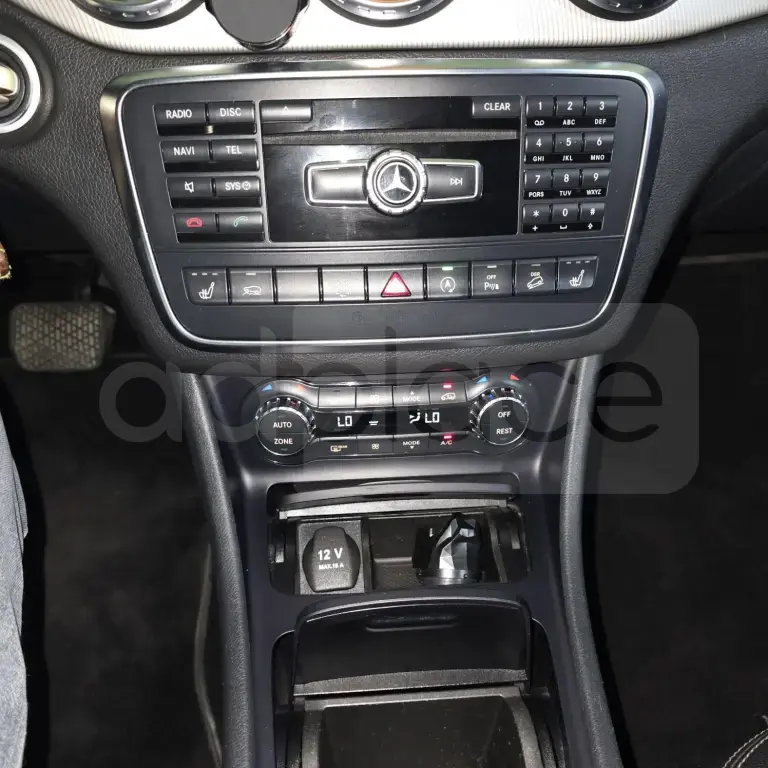 Mercedes-Benz GLA X156  2015