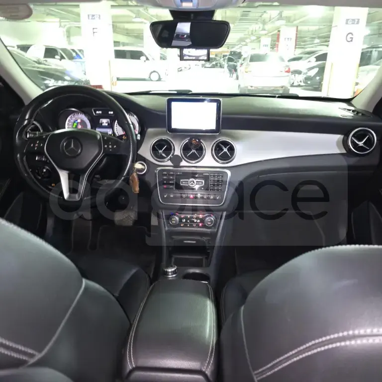 Mercedes-Benz GLA X156  2015