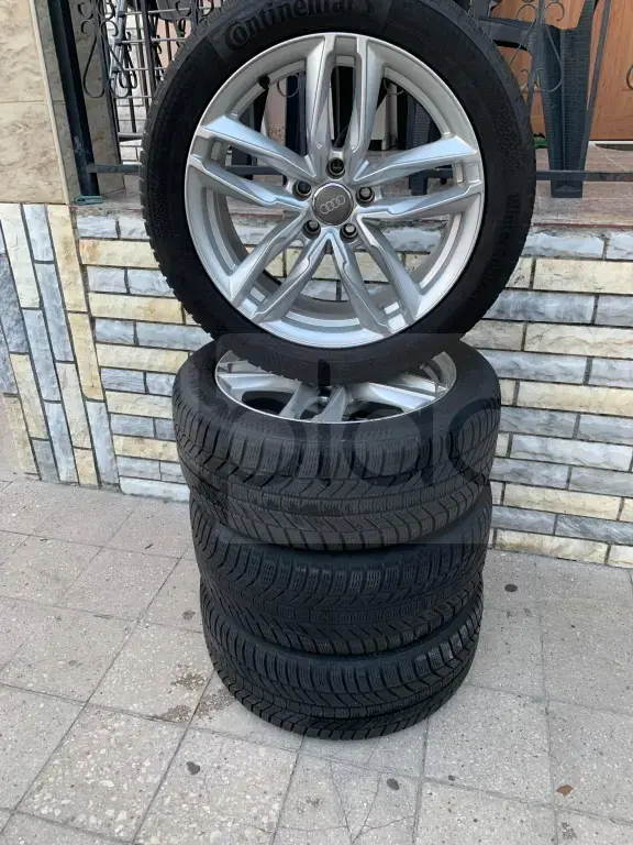 245/40/R18