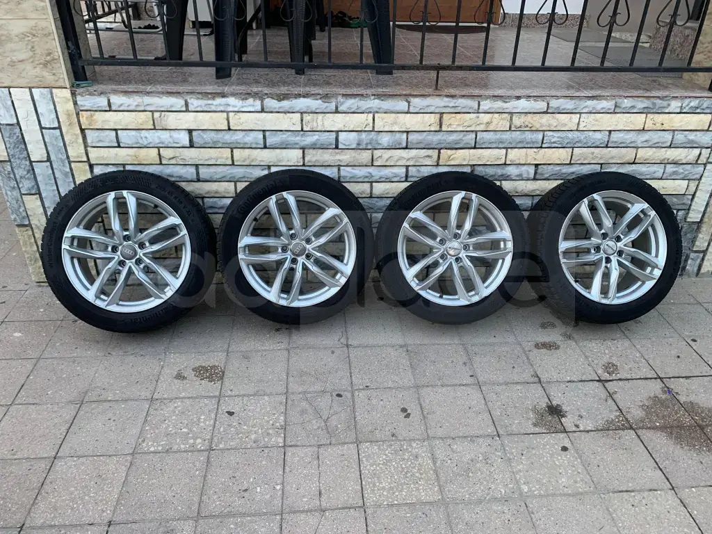 245/40/R18