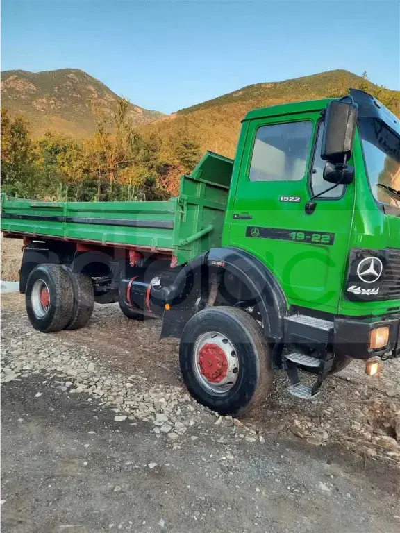 Shitet 19 22 4 × 4 me reduktor