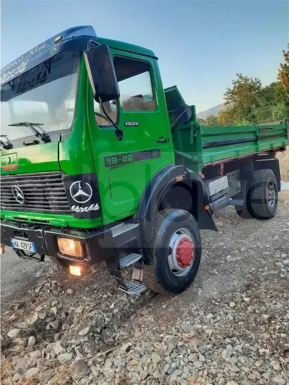 Shitet 19 22 4 × 4 me reduktor