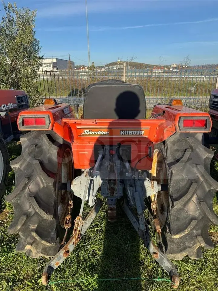 Traktor Kubota 2019