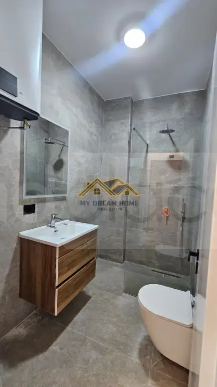 Apartament  60m² 5 floor