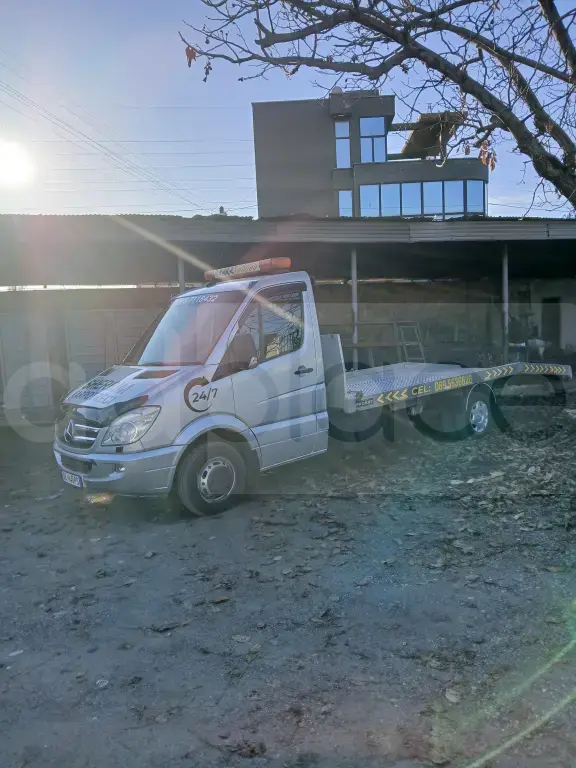 Sherbim karrotreci Mercedes benz V6 Elbasan