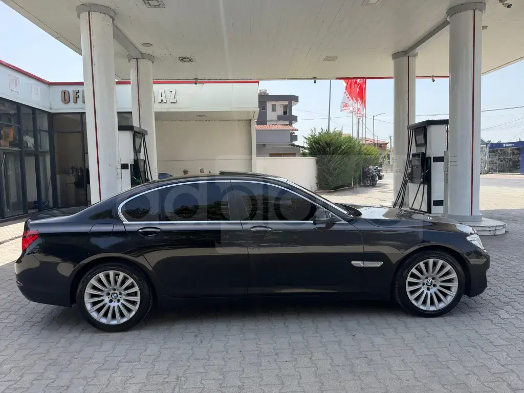 BMW 7 series F01/F02/F07 Facelift  2013