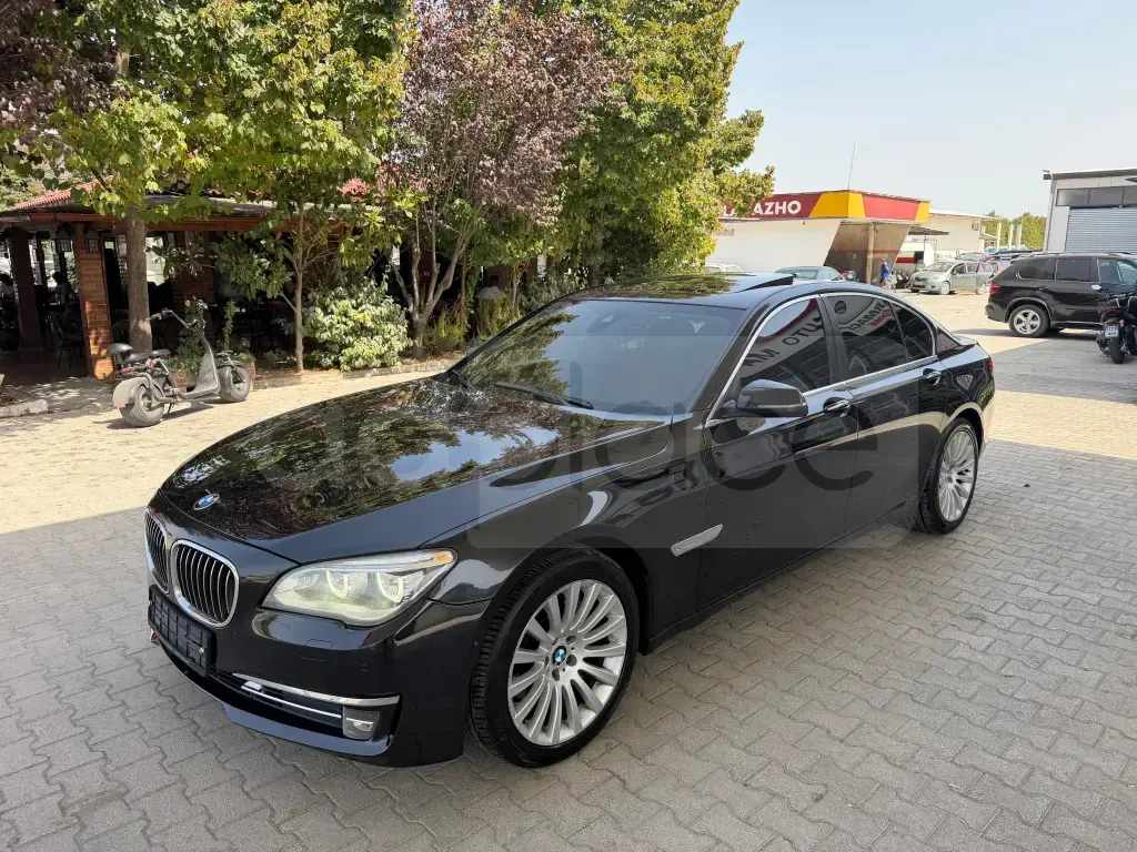 BMW 7 series F01/F02/F07 Facelift  2013
