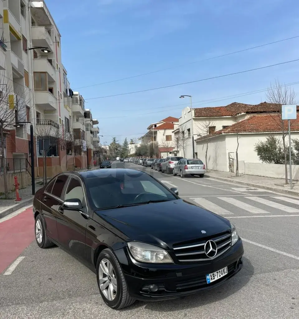 Mercedes-Benz C-Class W204 2009