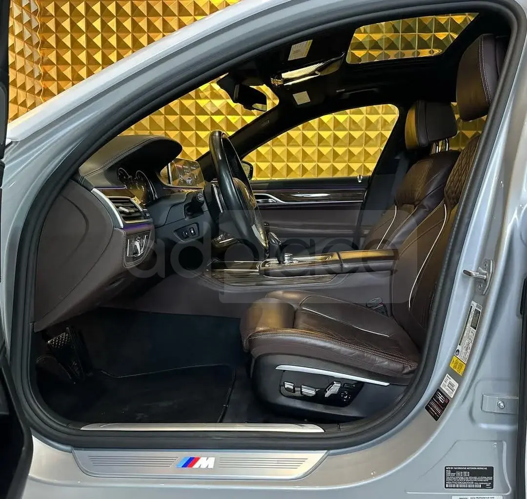 BMW 7 series G11/G12 2016