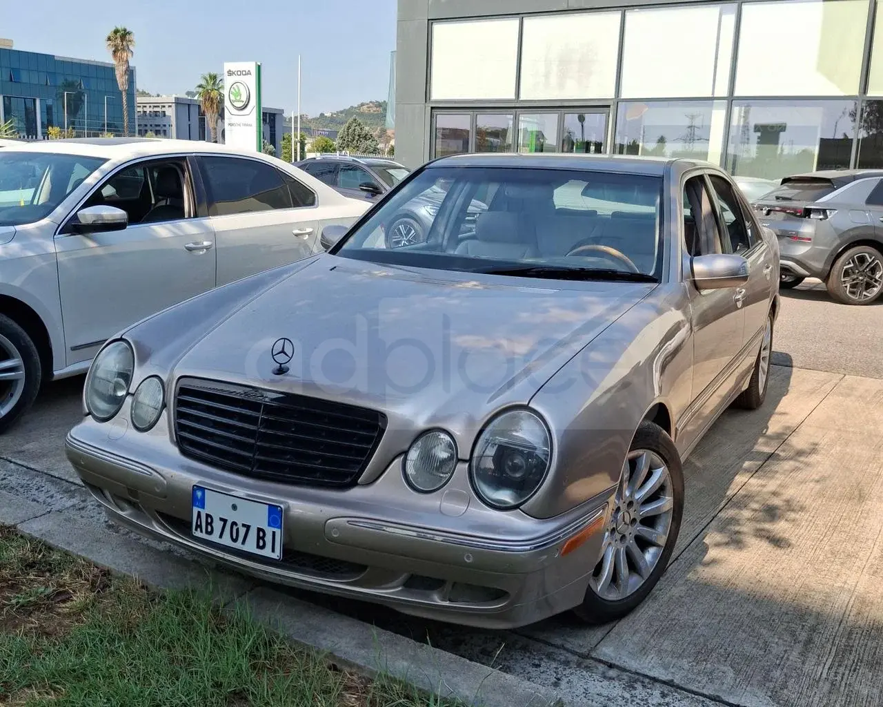 Mercedes-Benz E-Class S210 2000