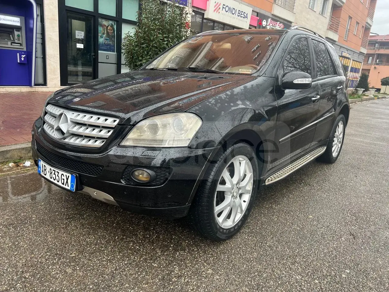 Mercedes-Benz 2005