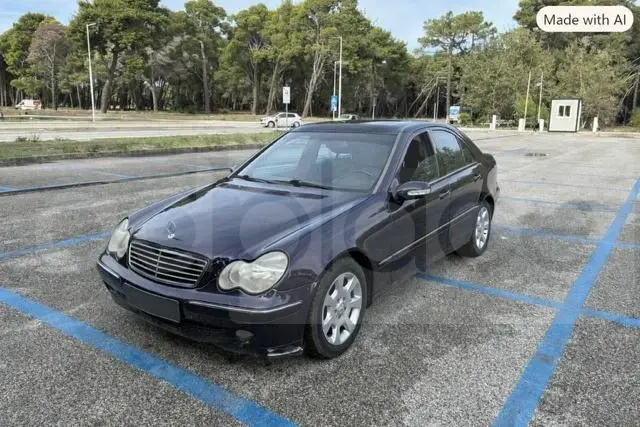 Mercedes-Benz C-Class W203 2001