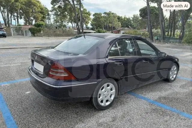 Mercedes-Benz C-Class W203 2001
