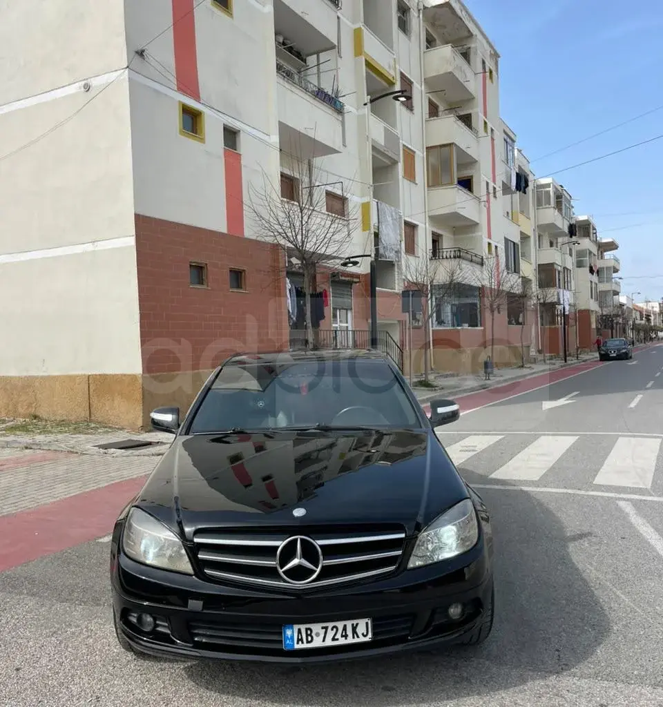 Mercedes-Benz C-Class W204 2009