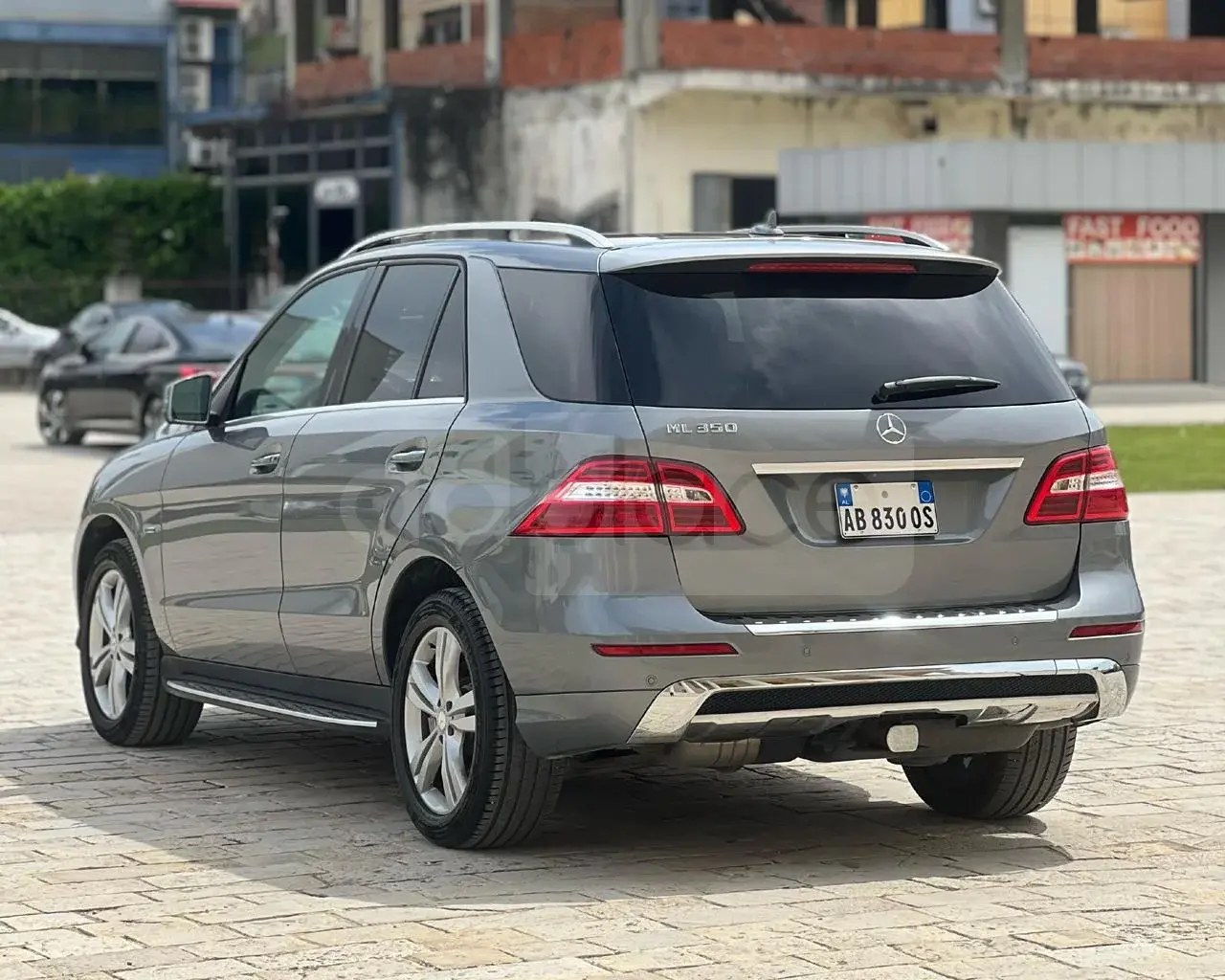 Mercedes-Benz 2012