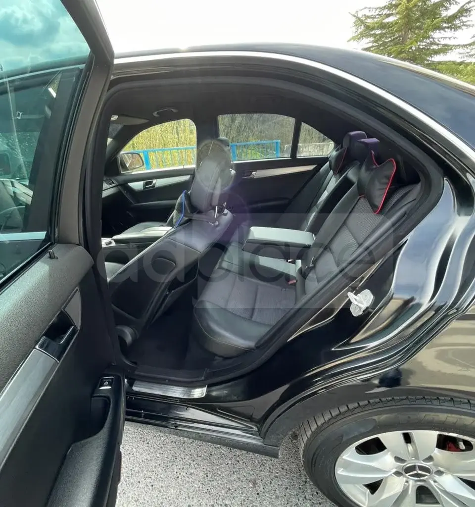 Mercedes-Benz C-Class W204 2009