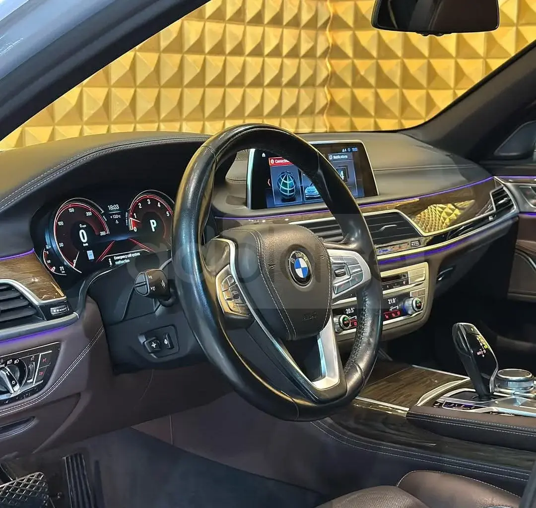 BMW 7 series G11/G12 2016