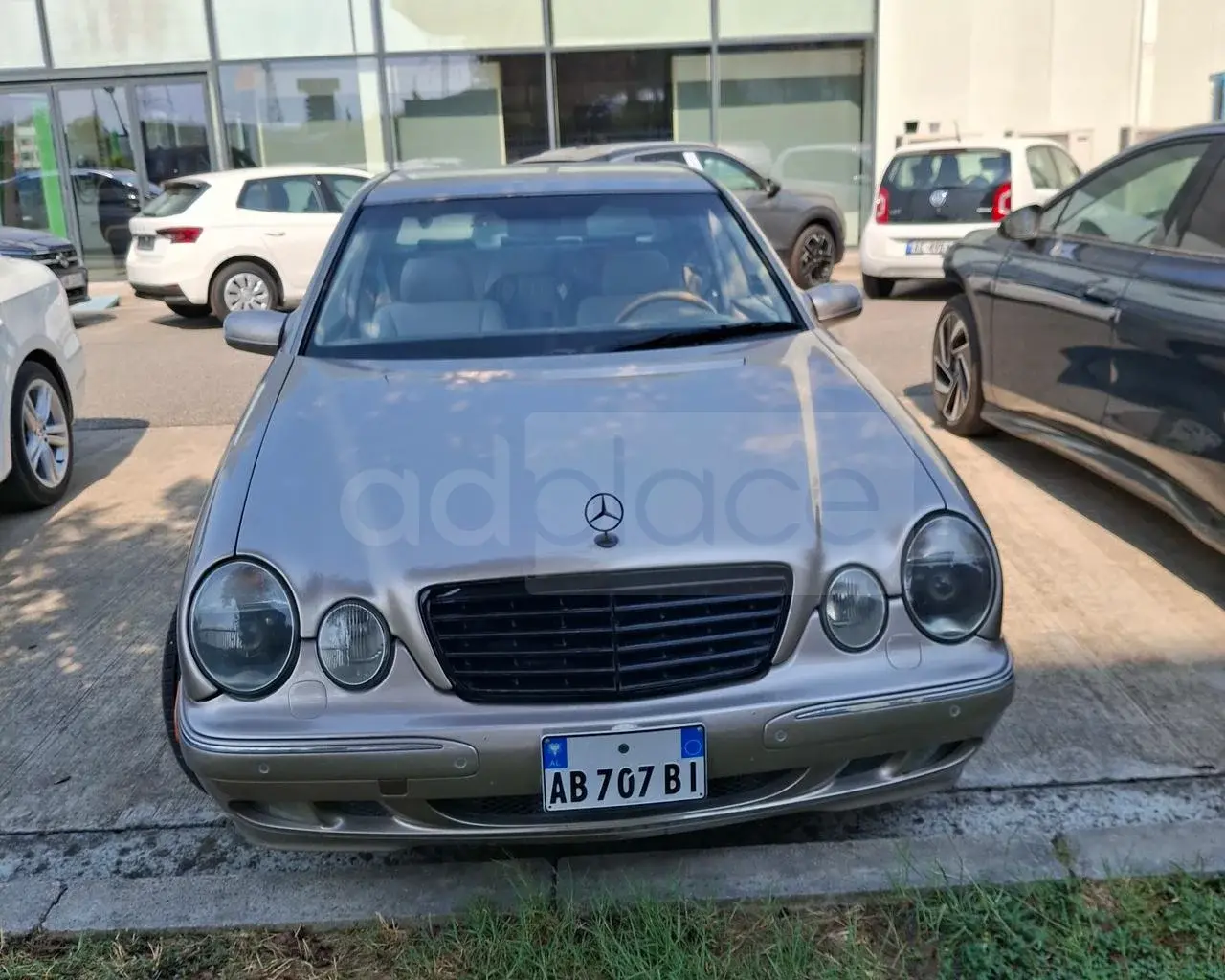 Mercedes-Benz E-Class S210 2000