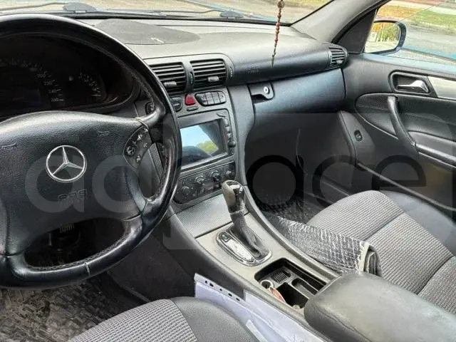 Mercedes-Benz C-Class W203 2001