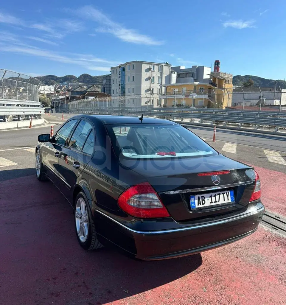 Mercedes-Benz E-Class W211 2006