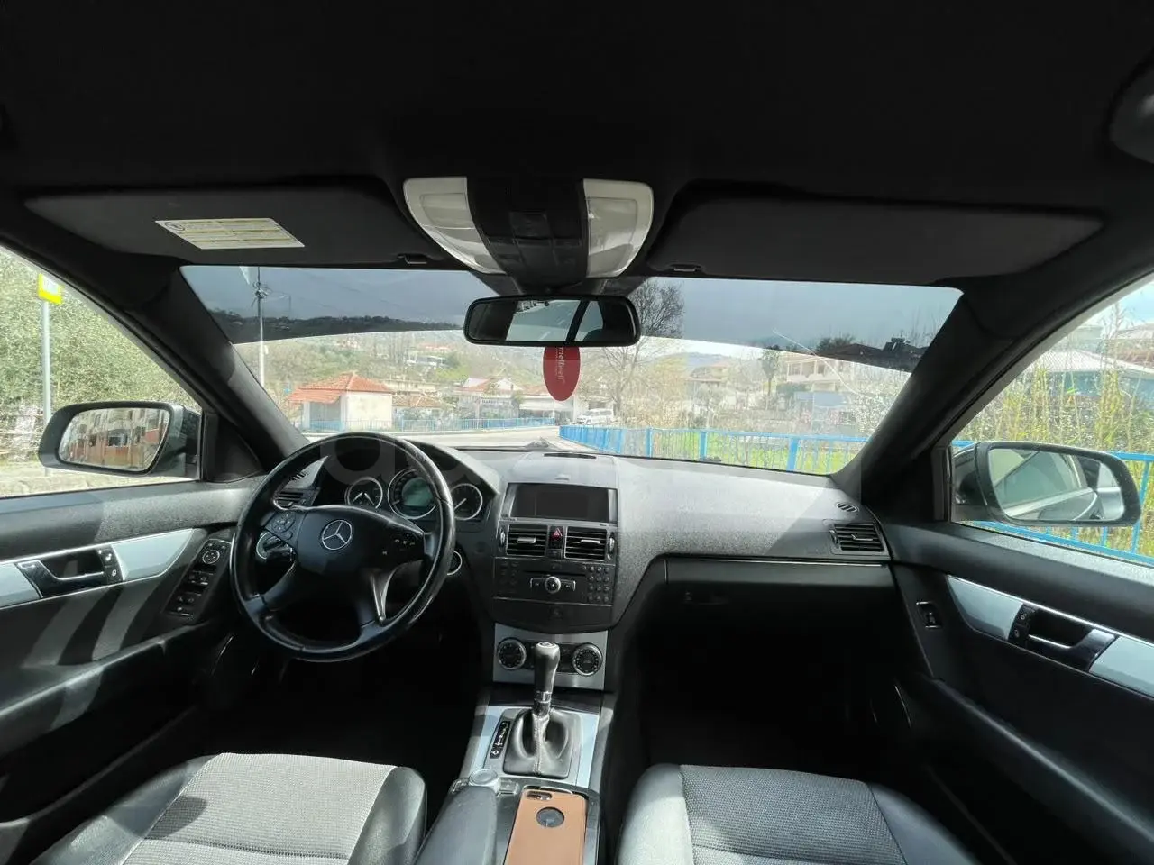Mercedes-Benz C-Class W204 2009