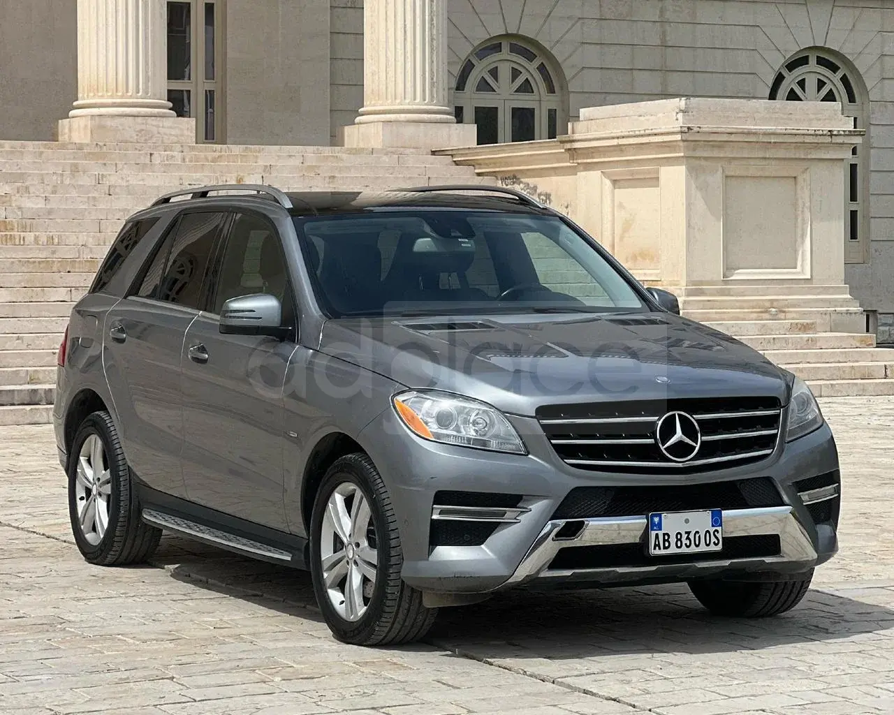 Mercedes-Benz 2012