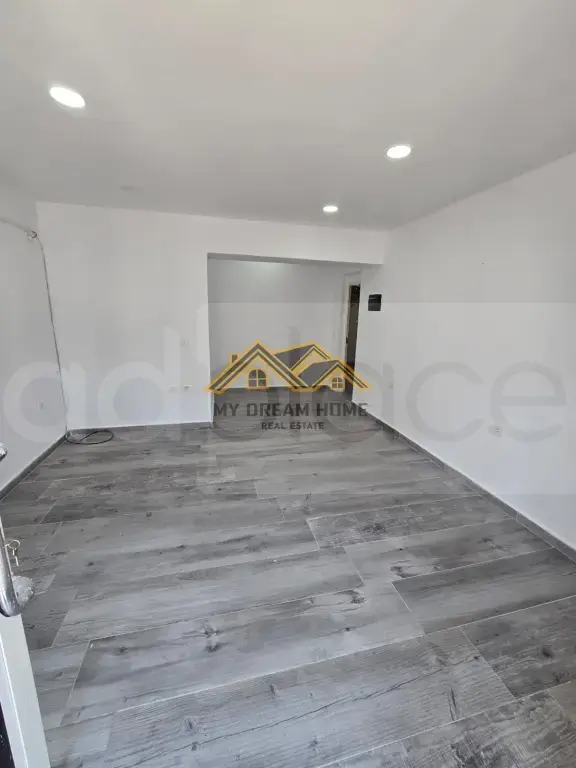 Dhoma  30m² 1 floor