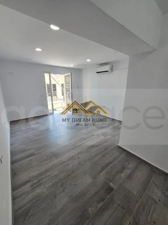 Dhoma  30m² 1 floor