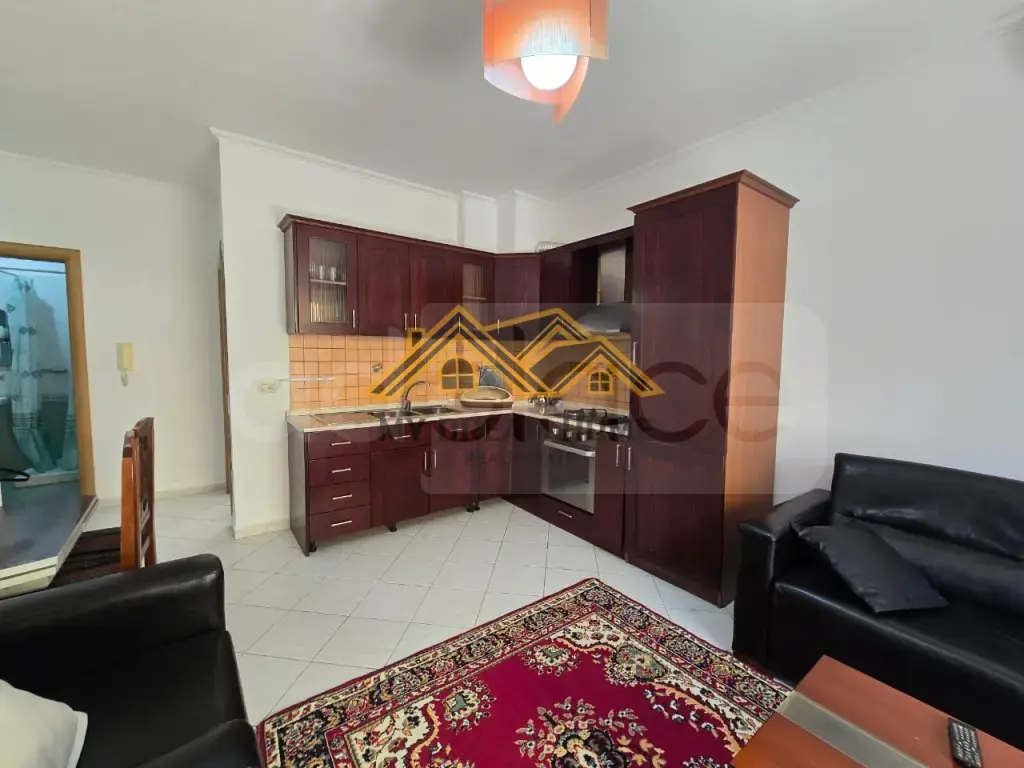 Apartament 1 room 61m² 4 floor