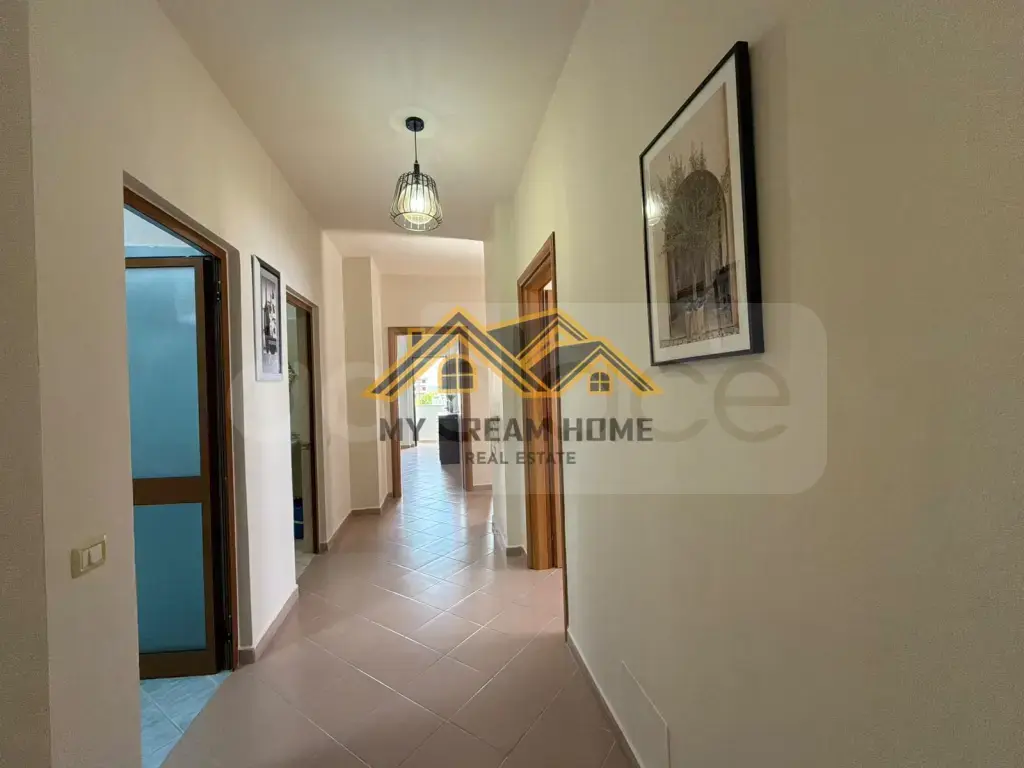 Apartament  100m² 4 floor