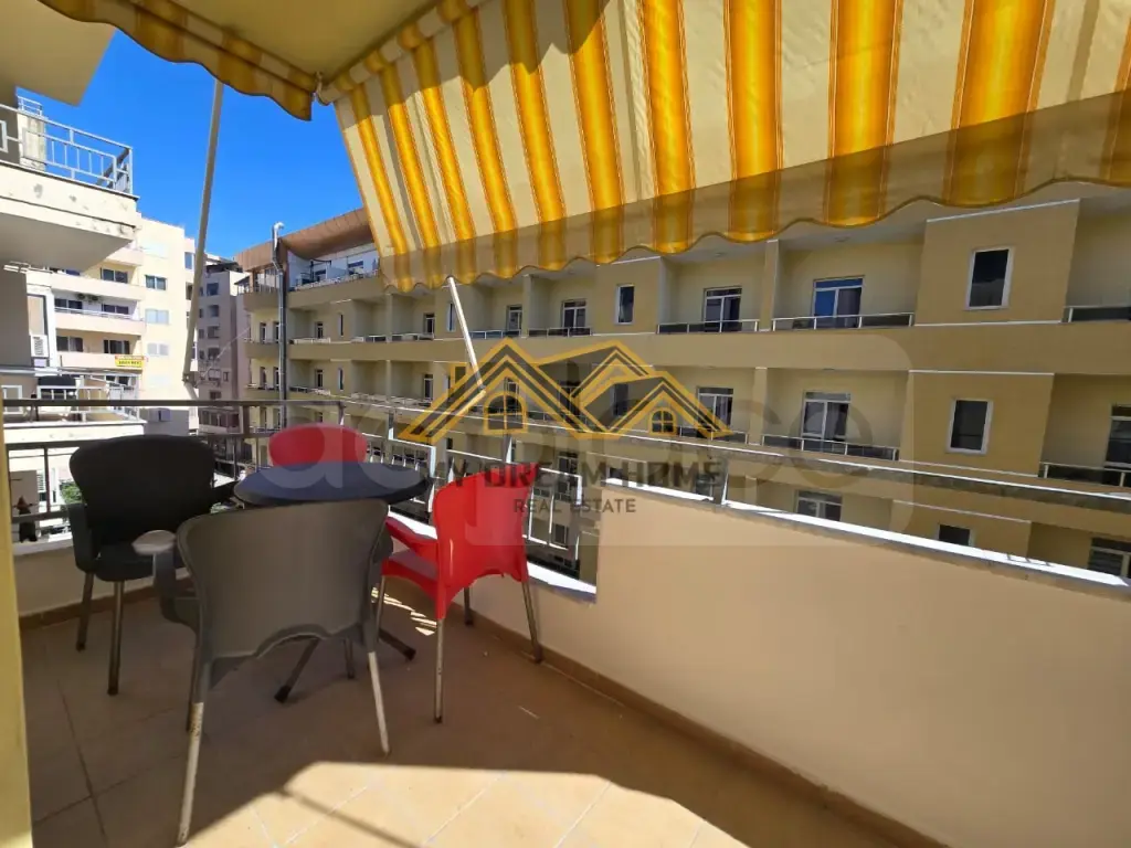 Apartament 1 room 61m² 4 floor