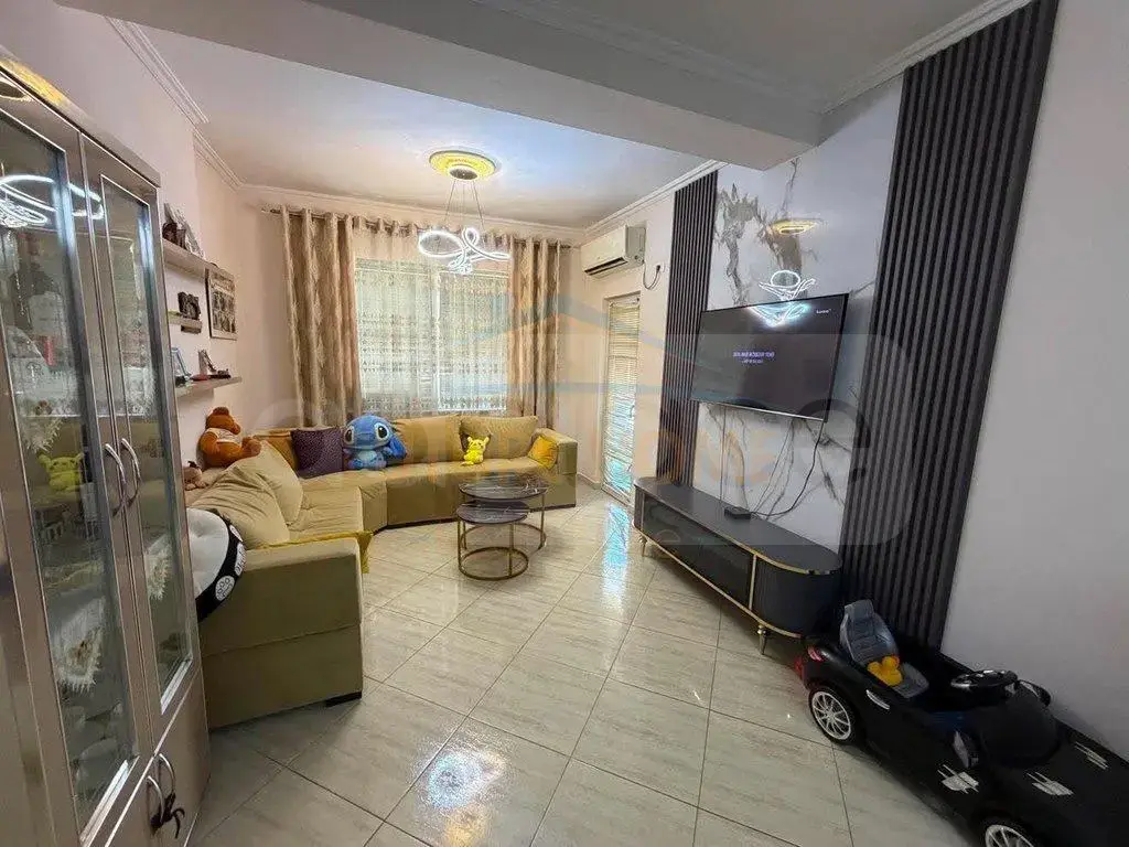 Apartament  99.68m² 5 floor