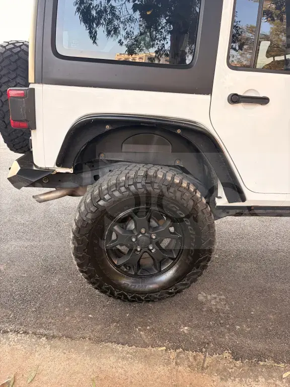 Jeep Wrangler JL  2013, 180 000 km