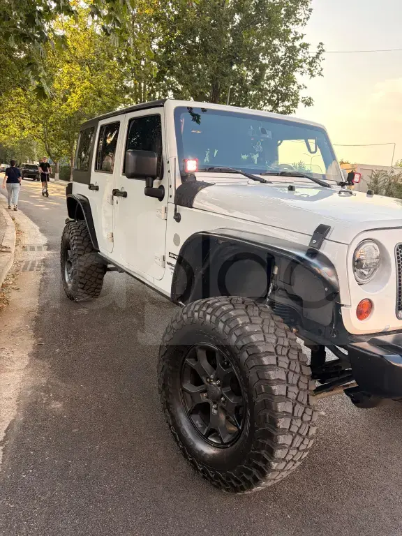 Jeep Wrangler JL  2013, 180 000 km