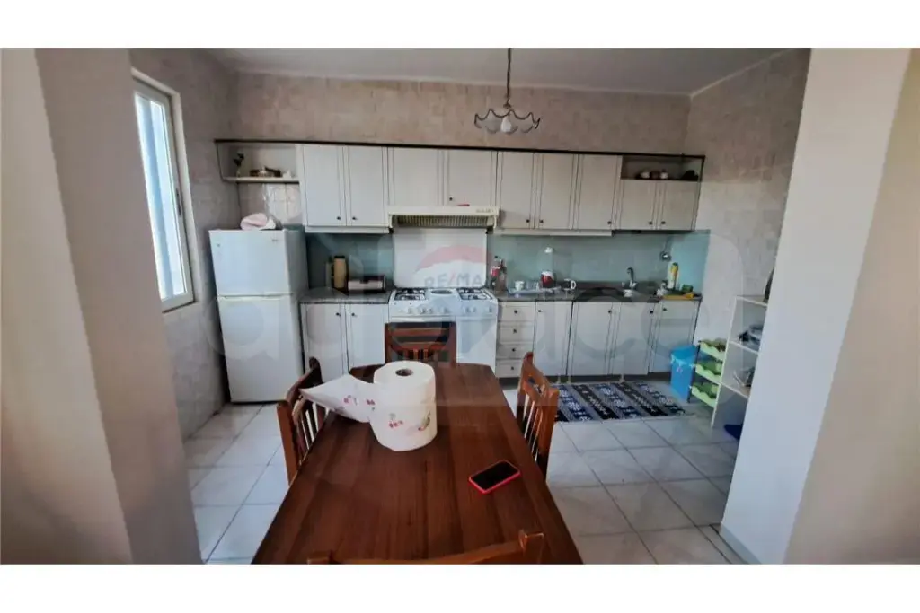 Vilë  250m²