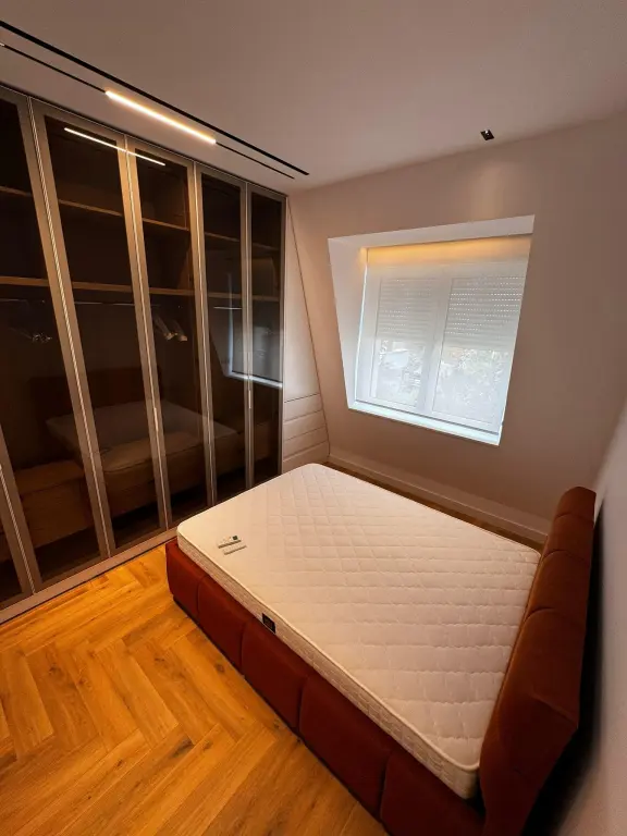 Apartament 2 rooms 120m² 3 floor