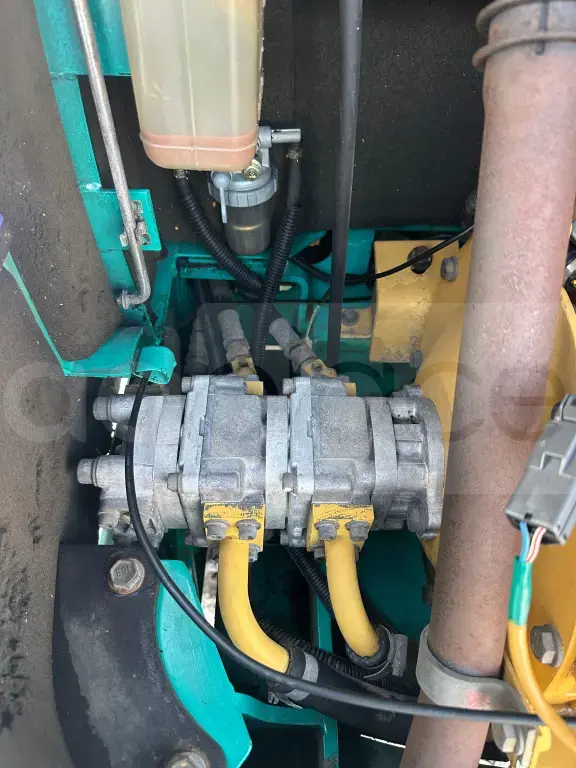 Komatsu 1.5 Ton