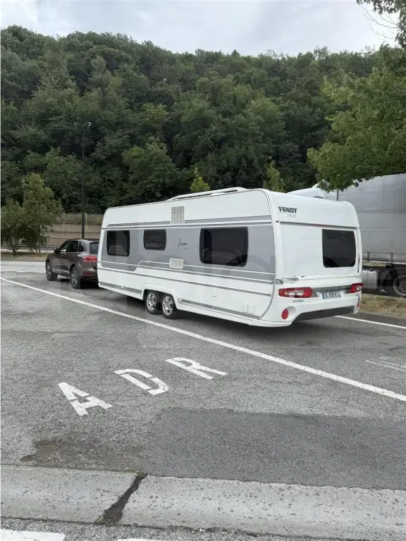 Shitet Rulot Kamper 590 (2014) me Doganë