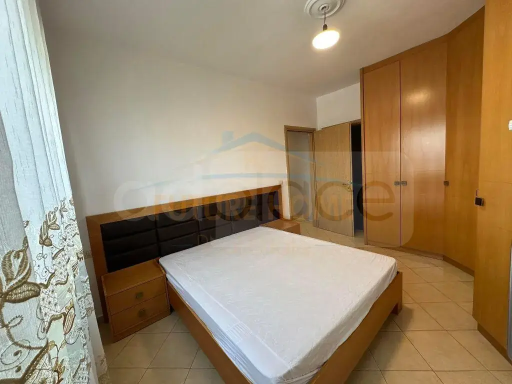Apartament 1+1 dhoma 95 m² 6 kati