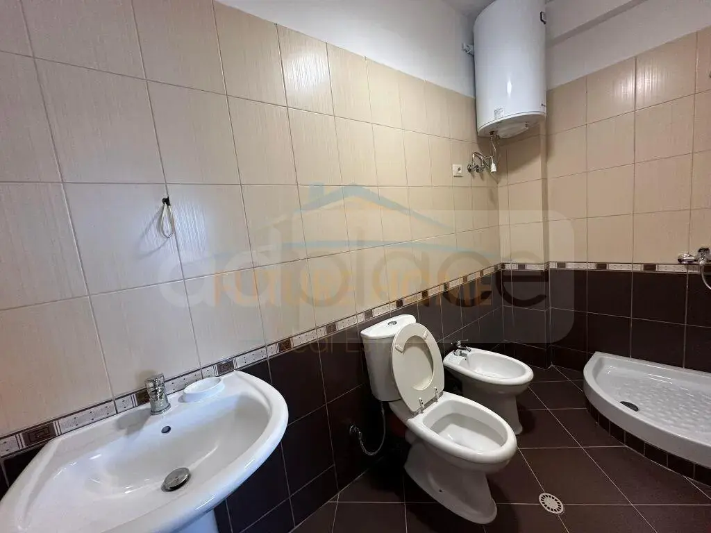 Apartament 1+1 dhoma 95 m² 6 kati