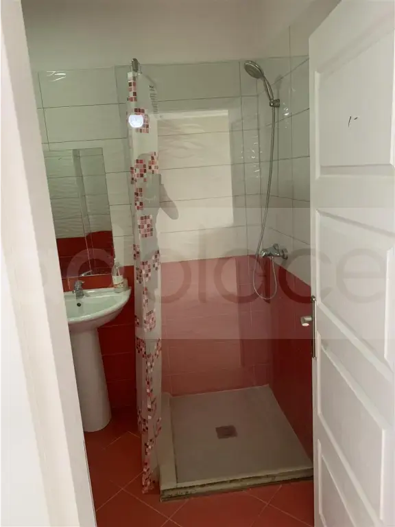 Apartament 2 rooms 70m² 2 floor