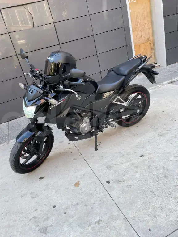 Honda CB300F 3.6 Lekë i diskutueshem