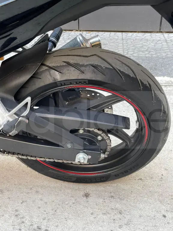 Honda CB300F 3.6 Lekë i diskutueshem