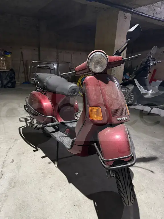 Vespa Cosa 200