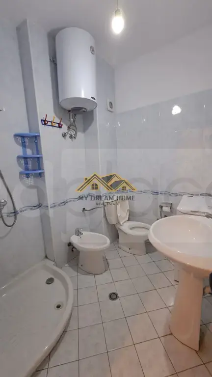 Apartament 2 dhoma 80 m² 5 kati