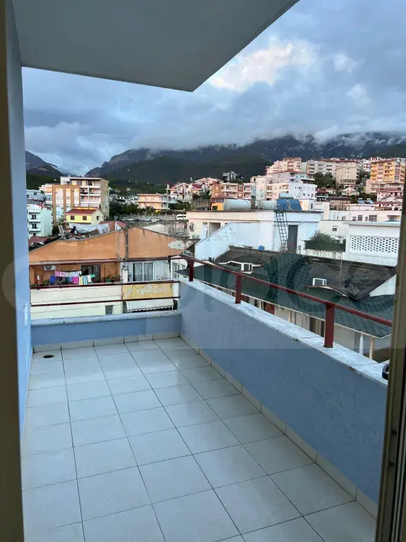 Apartament 1+2 dhoma 119 m² 6 kati