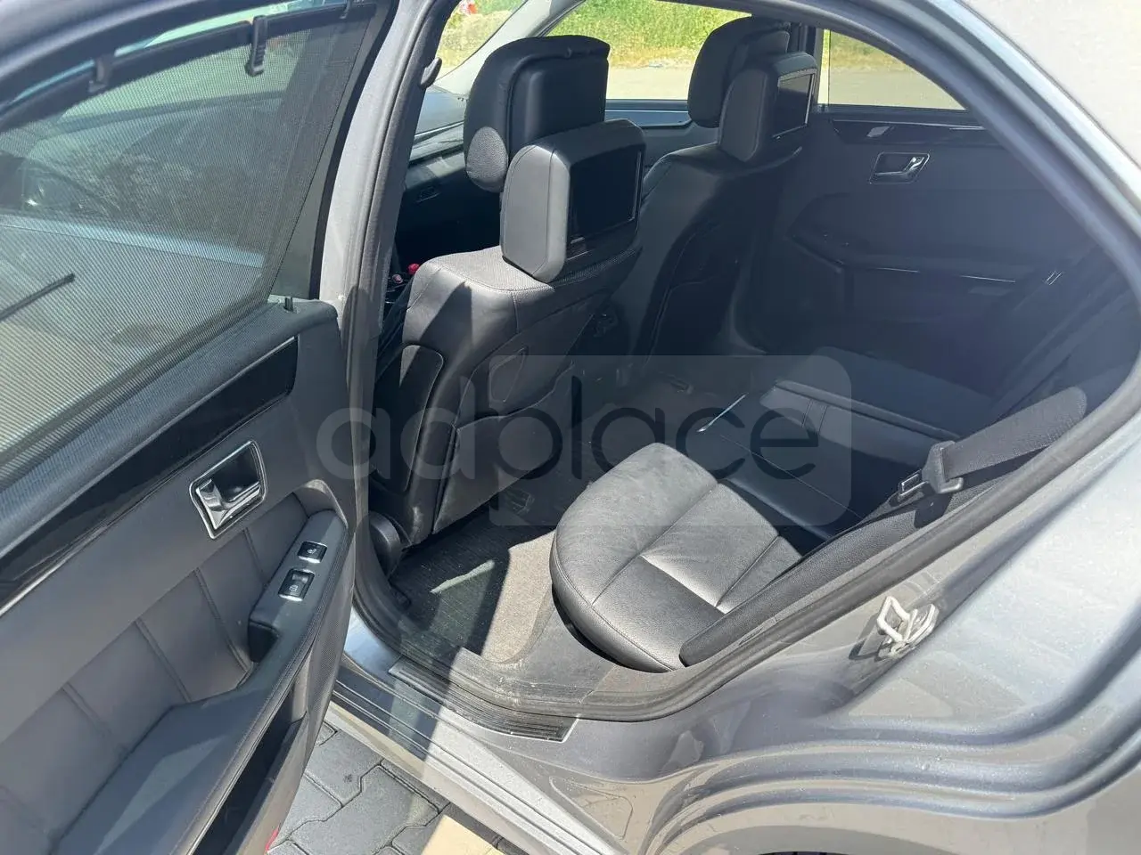 Mercedes-Benz E-Class W212, S212, C207, A207 2010