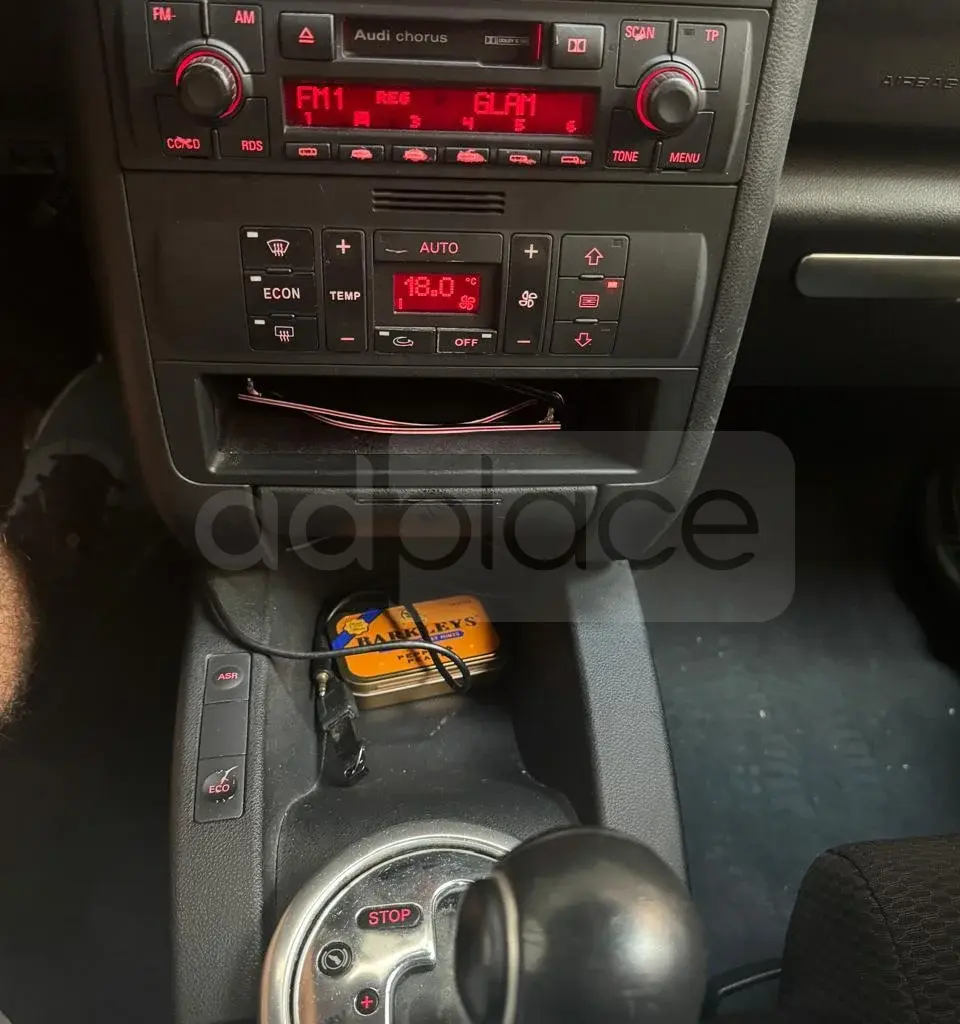 Audi A2 I-8Z 2002