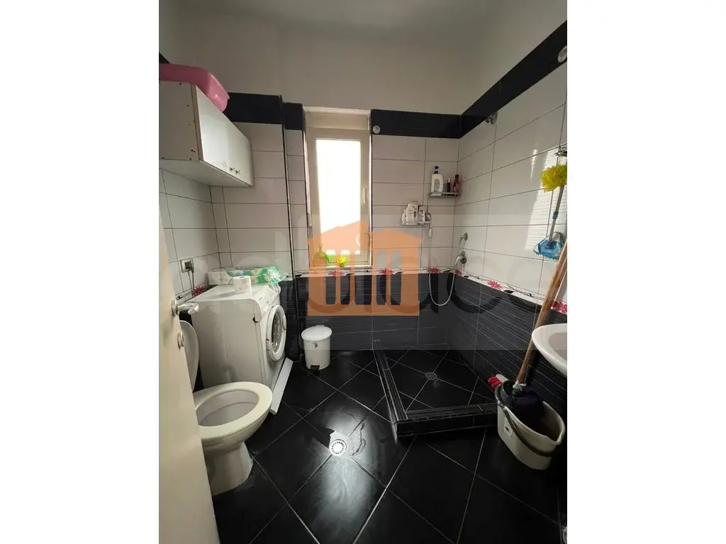 Apartament 2 kati